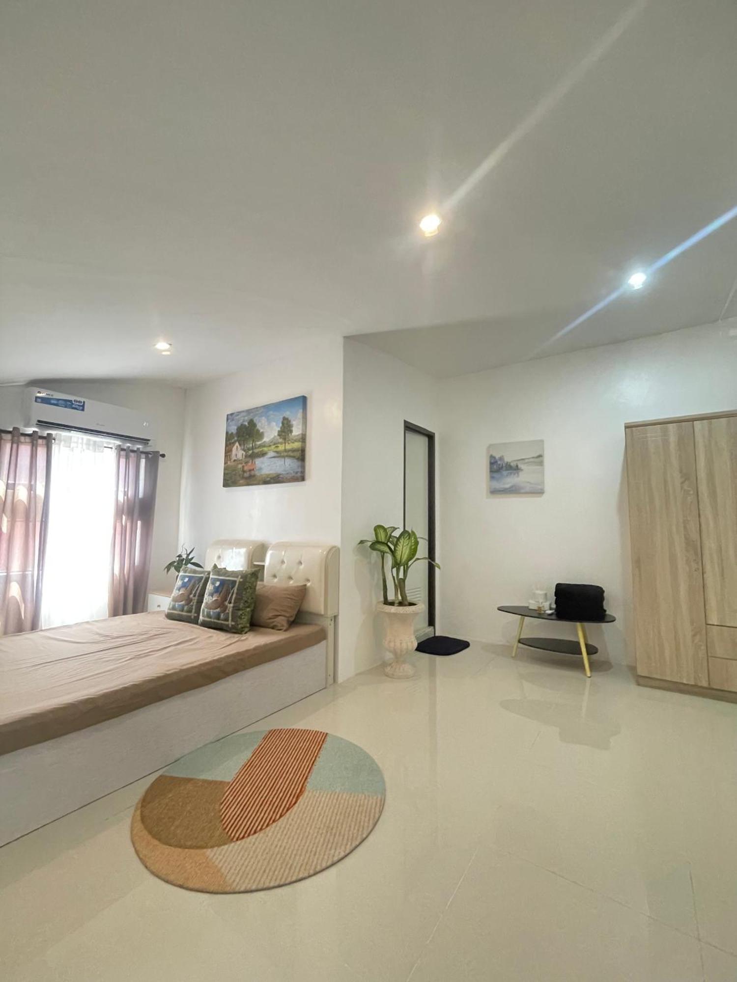 The Penthouse Suite Lapu-Lapu City Eksteriør bilde